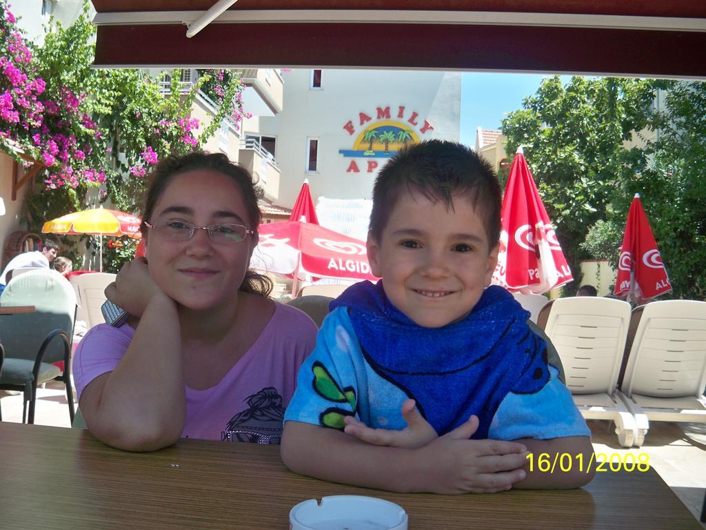 Family Apart Marmaris Buitenkant foto